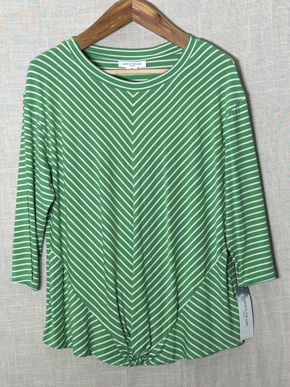 NWT Skye's The Limit Green Chevron Stripe Twist Front 3/4 Sleeve Top 1X